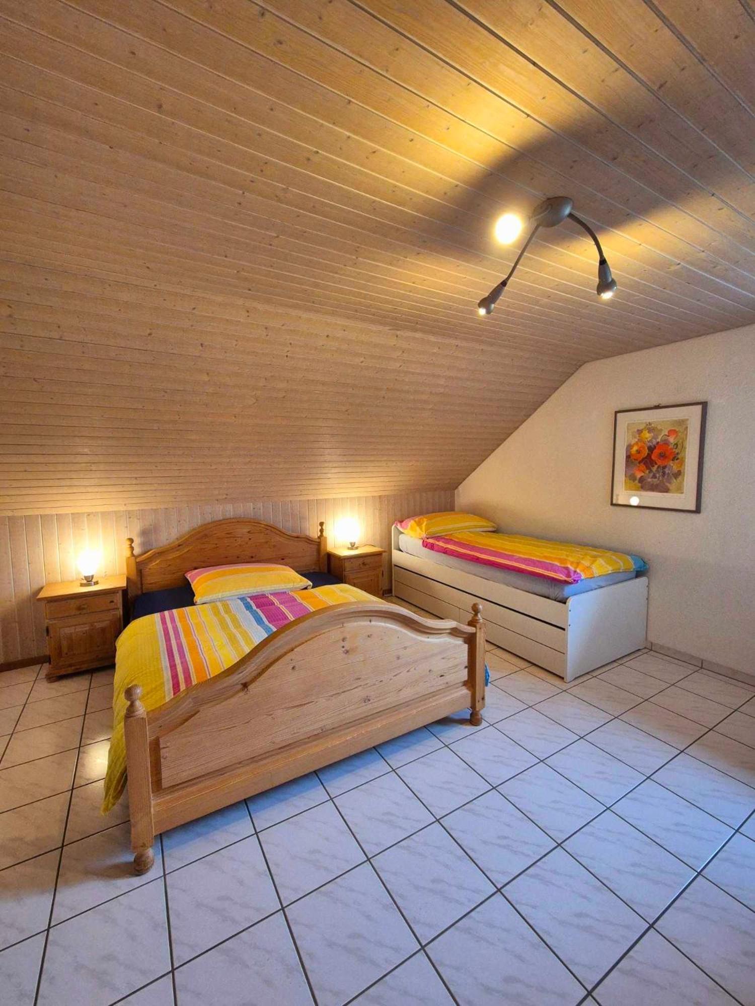 Hadassa Apartment Simcha Niederwichtrach Bagian luar foto